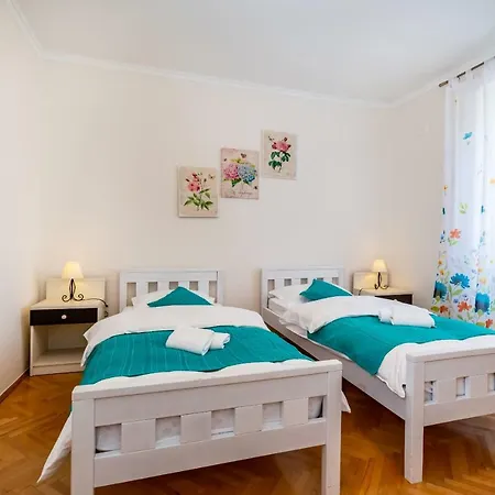 Caesar By Belmont Realty Ζαντάρ