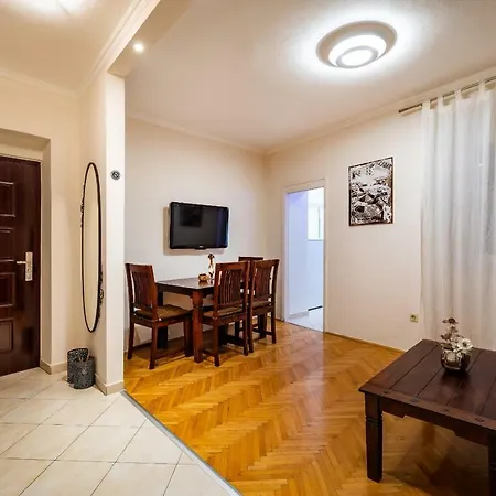 Caesar By Belmont Realty Ζαντάρ