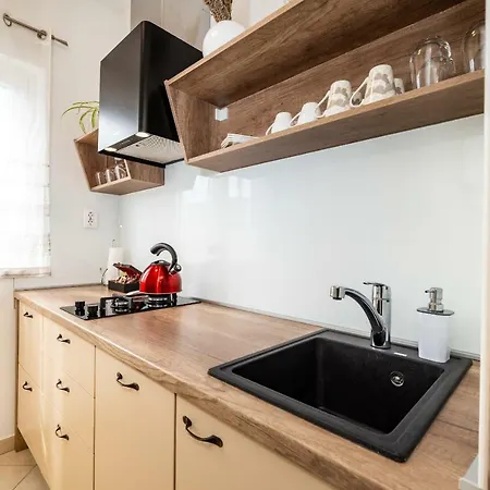 Caesar By Belmont Realty * Zadar