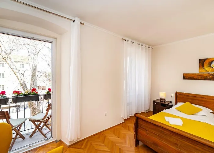 Apartment Caesar By Belmont Realty Апартаменты